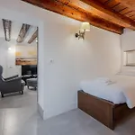 Santa Marghe House 公寓 *
