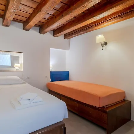 Daire Santa Marghe House