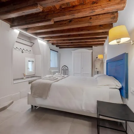 Santa Marghe House